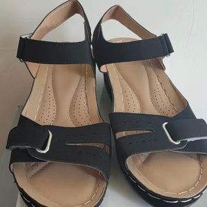 Black comfortable Strap Sandals